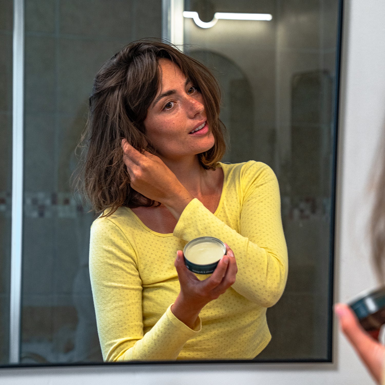 badger-balm-hair-pomade-haarwachs-mit-mittelfestem-halt-glanz image 4
