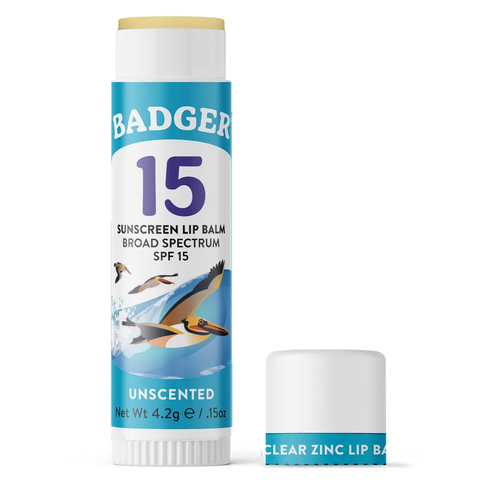 badger-balm-mineral-sunscreen-lip-balm-spf-15-unparf-miert image 1