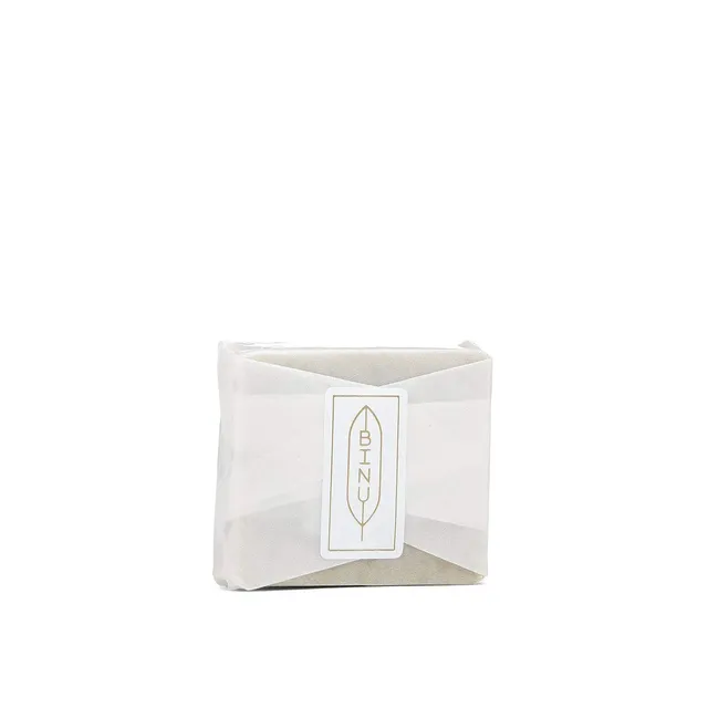 binu-bamboo-facial-soap-milde-gesichtsseife-f-r-normale-haut-mit-honig image 1