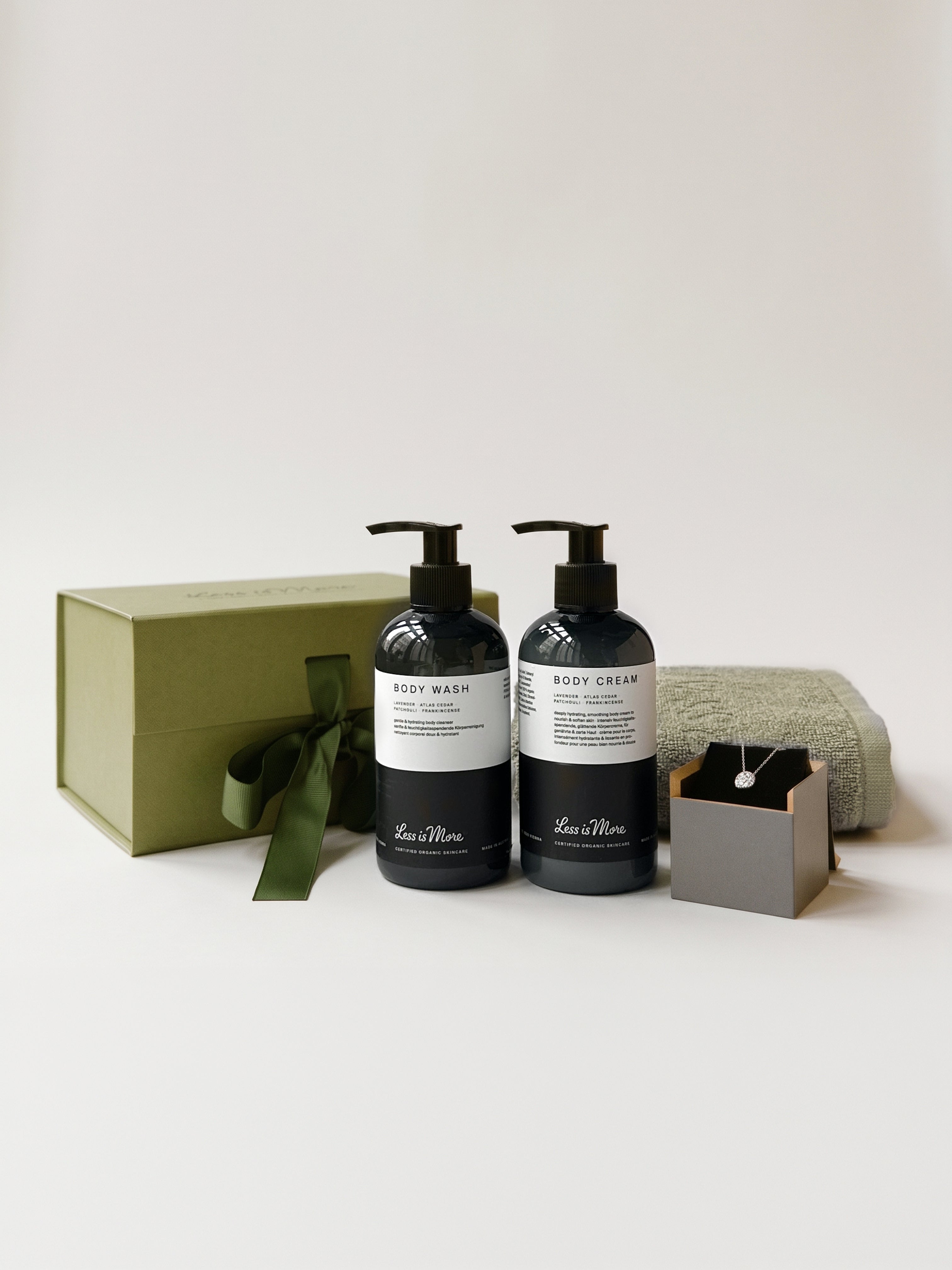 alma-babycare-lavender-geschenkset-mit-body-wash-und-body-cream image 2